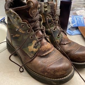 Ariat lace up camouflage boots
